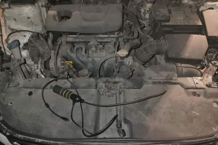 Used Kia K3 2016 1.6L Manual GLS Engine Bay