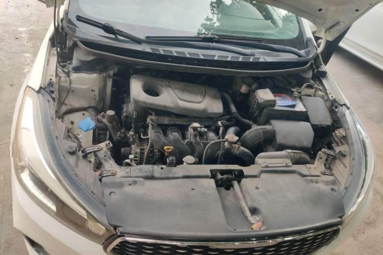 Used Kia K3 2016 1.6L Automatic GLS Engine Bay