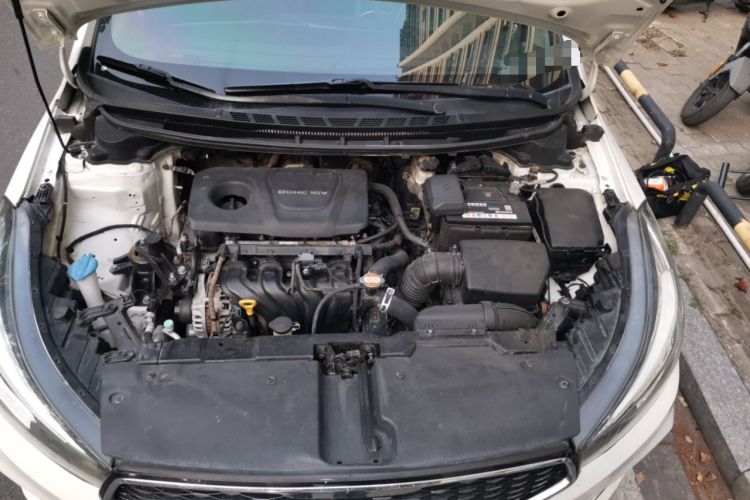 Used Kia K3 2016 1.6L Automatic GLS Engine Bay