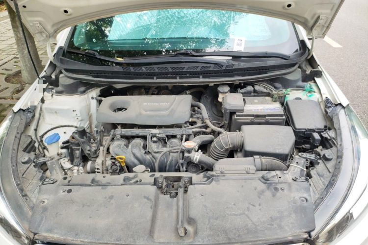 Used Kia K3 2016 1.6L Automatic GLS Engine Bay