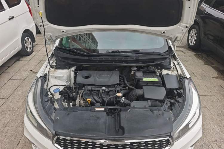Used Kia K3 2016 1.6L Automatic GLS Engine Bay