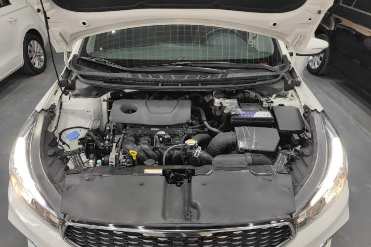 Used Kia K3 2016 1.6L Automatic GLS Engine Bay