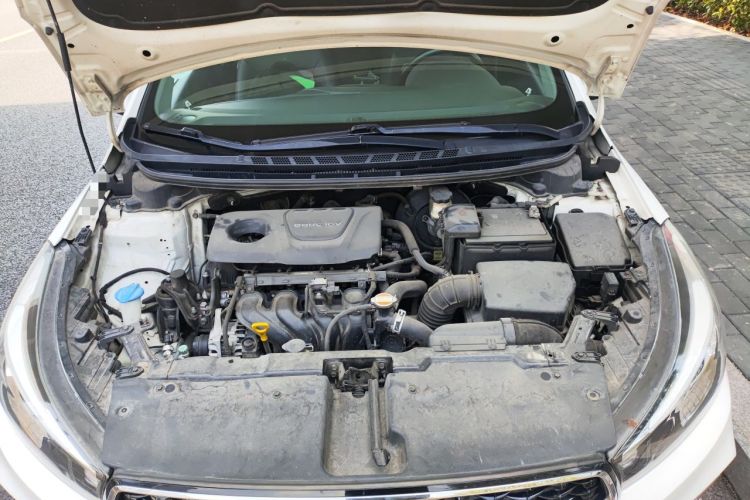 Used Kia K3 2016 1.6L Manual GLS Engine Bay
