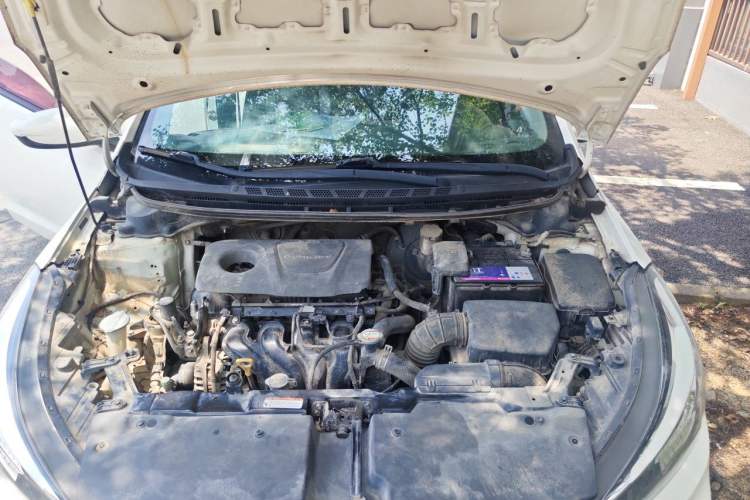 Used Kia K3 2016 1.6L Manual GL Engine Bay