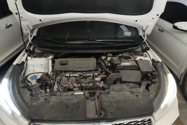 Used Kia K3 2016 1.6L Automatic GLS Engine Bay