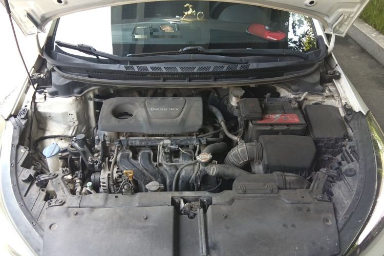 Used Kia K3 2016 1.6L Manual GLS Engine Bay