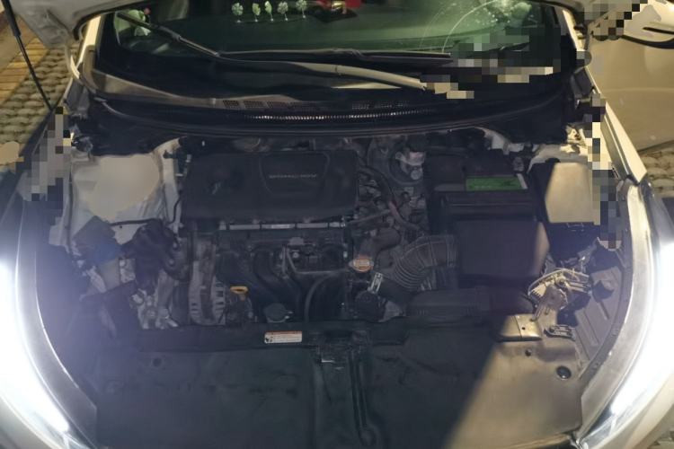 Used Kia K3 2016 1.6L Manual GLS Engine Bay
