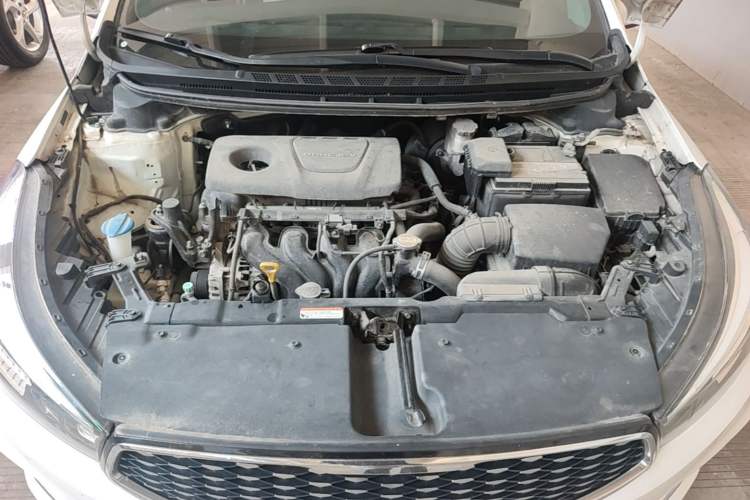 Used Kia K3 2016 1.6L Automatic GLS Engine Bay