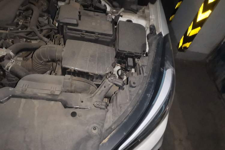 Used Kia K3 2016 1.6L Automatic GLS Engine Bay Left