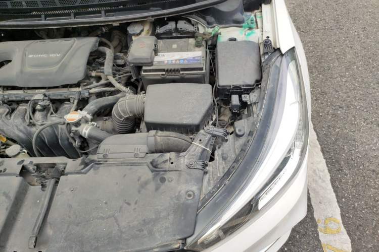 Used Kia K3 2016 1.6L Automatic GLS Engine Bay Left