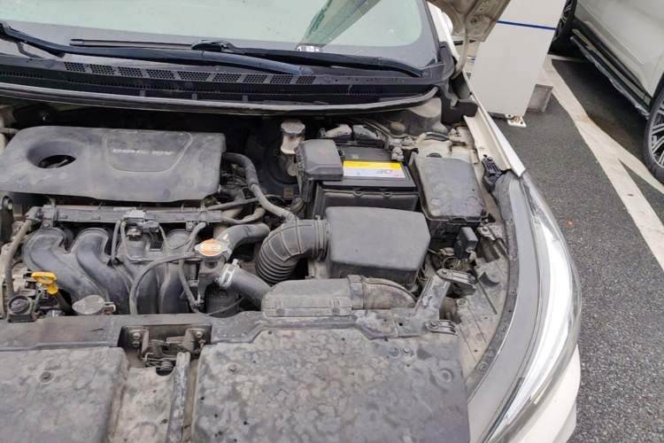 Used Kia K3 2016 1.6L Automatic GLS Engine Bay Left