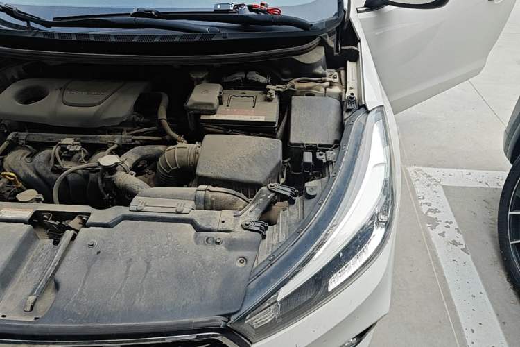 Used Kia K3 2016 1.6L Automatic GLS Engine Bay Left