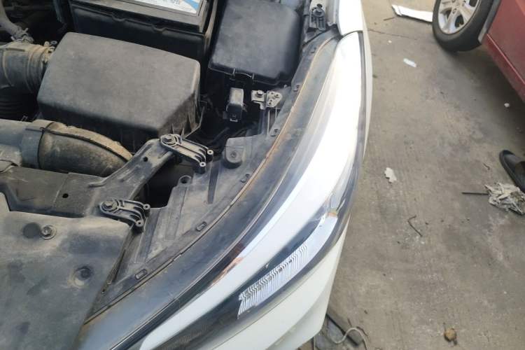 Used Kia K3 2016 1.6L Manual GL Engine Bay Left