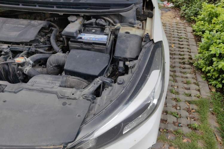 Used Kia K3 2016 1.6L Automatic GL Engine Bay Left