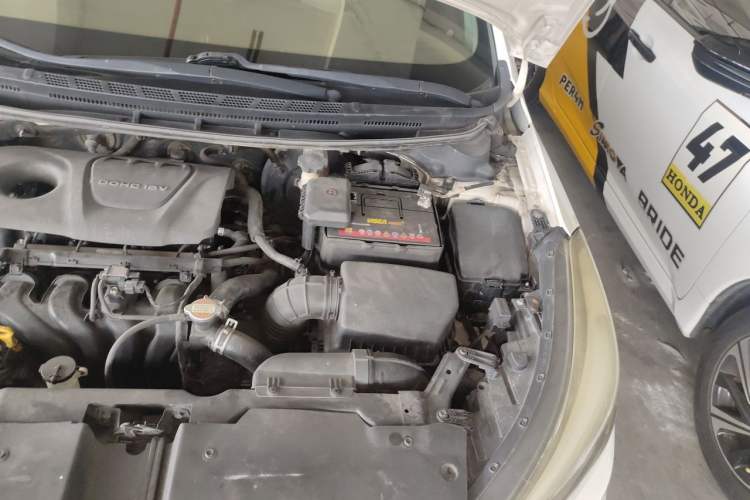 Used Kia K3 2016 1.6L Automatic GLS Engine Bay Left