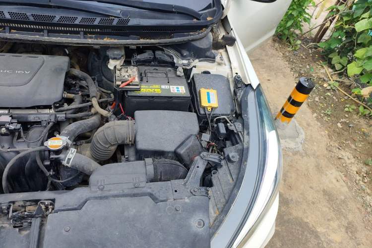 Used Kia K3 2016 1.6L Automatic GLS Engine Bay Left