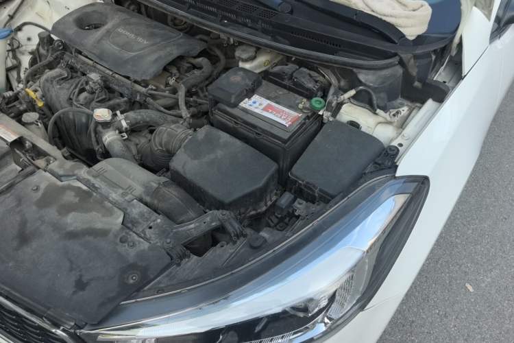 Used Kia K3 2016 1.6L Automatic GLS Engine Bay Left