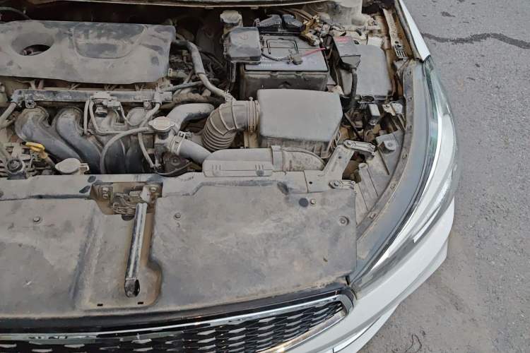 Used Kia K3 2016 1.6L Automatic GLS Engine Bay Left