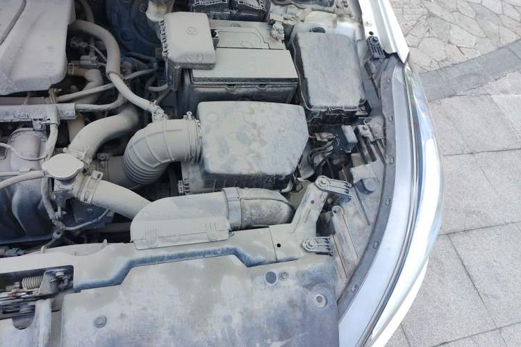 Used Kia K3 2016 1.6L Automatic GLS Engine Bay Left