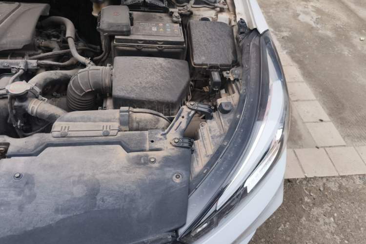 Used Kia K3 2016 1.6L Automatic GLS Engine Bay Left