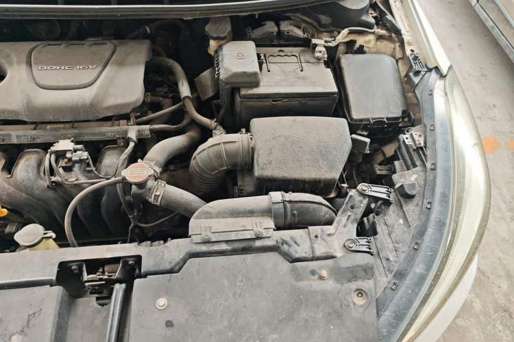 Used Kia K3 2016 1.6L Automatic GLS Engine Bay Left