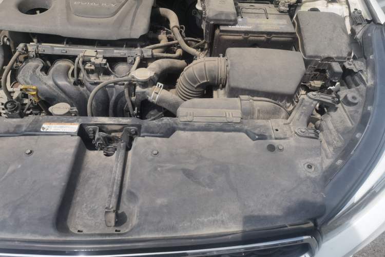 Used Kia K3 2016 1.6L Automatic with Sunroof Engine Bay Left