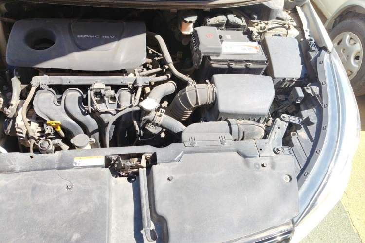 Used Kia K3 2016 1.6L Automatic GLS Engine Bay Left