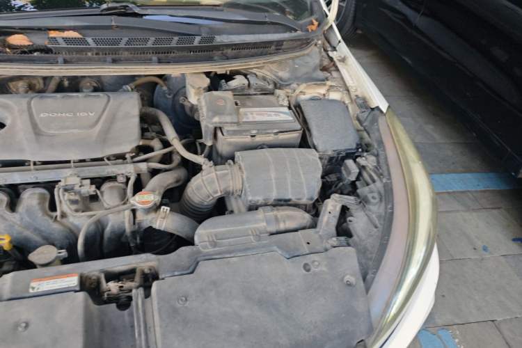 Used Kia K3 2016 1.6L Automatic GLS Engine Bay Left