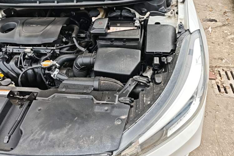 Used Kia K3 2016 1.6L Automatic with Sunroof Engine Bay Left