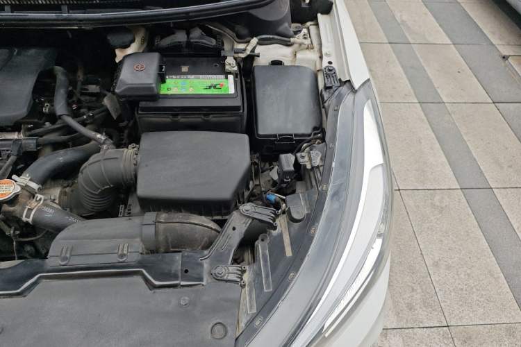 Used Kia K3 2016 1.6L Automatic GLS Engine Bay Left