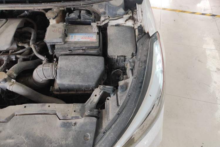 Used Kia K3 2016 1.6L Automatic GLS Engine Bay Left
