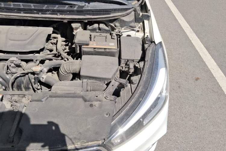 Used Kia K3  Engine Bay Left
