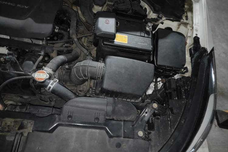 Used Kia K3 2016 1.6L Automatic GLS Engine Bay Left