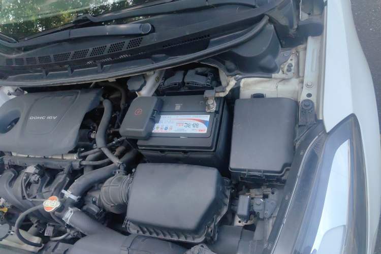 Used Kia K3 2016 1.6L Automatic GLS Engine Bay Left