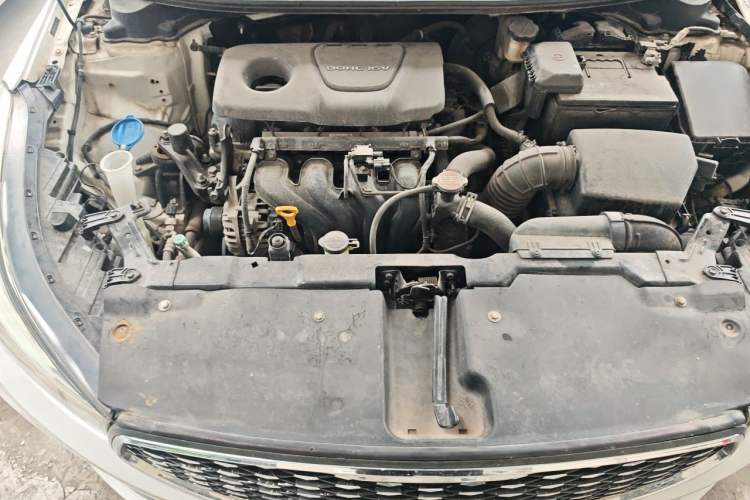 Used Kia K3 2016 1.6L Automatic GLS Engine Bay