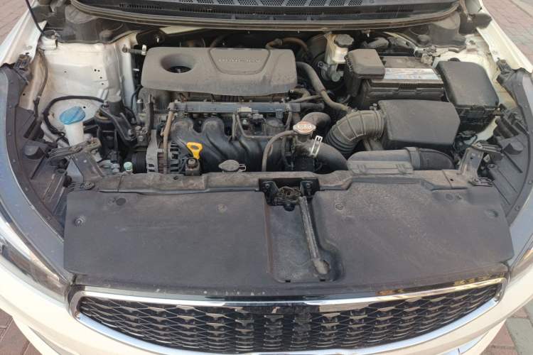 Used Kia K3 2016 1.6L Automatic GLS Engine Bay