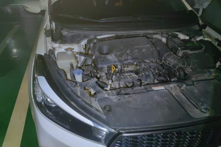 Used Kia K3 2016 1.4T Automatic GLS Engine Bay Right
