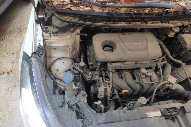 Used Kia K3 2016 1.6L Automatic GLS Engine Bay Right