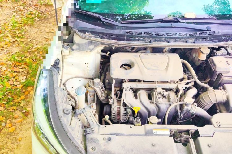 Used Kia K3 2016 1.6L Automatic GLS Engine Bay Right