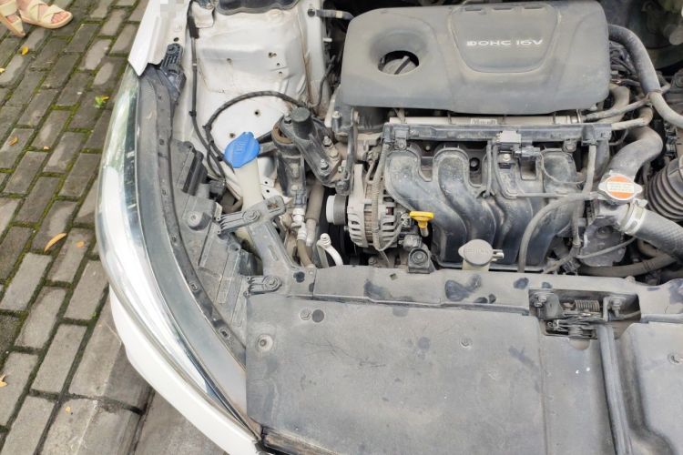 Used Kia K3 2016 1.6L Automatic GLS Engine Bay Right