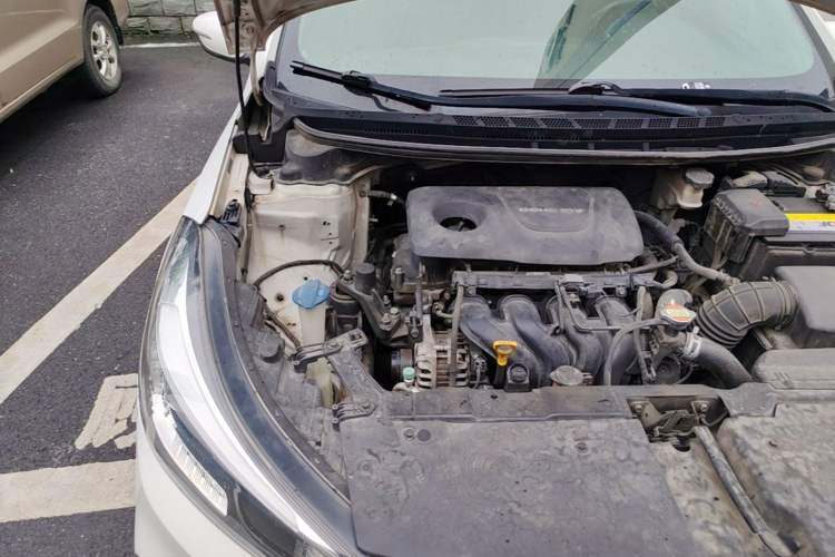 Used Kia K3 2016 1.6L Automatic GLS Engine Bay Right