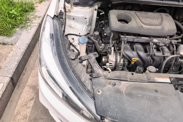 Used Kia K3 2016 1.6L Automatic DLX Engine Bay Right