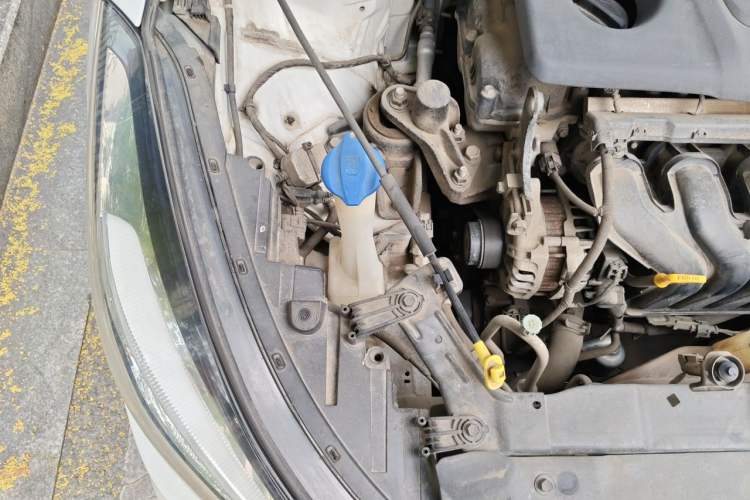 Used Kia K3 2016 1.6L Automatic GLS Engine Bay Right