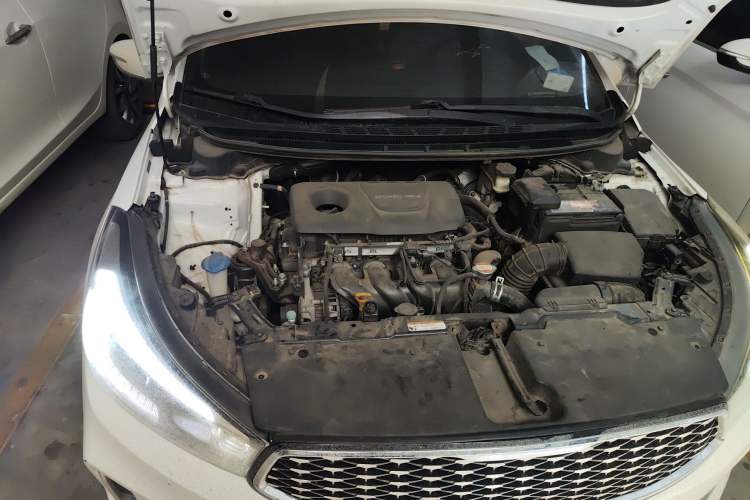 Used Kia K3 2016 1.6L Automatic GLS Engine Bay Right