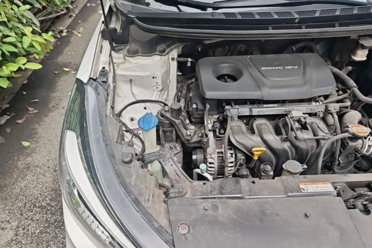 Used Kia K3 2016 1.6L Automatic GLS Engine Bay Right