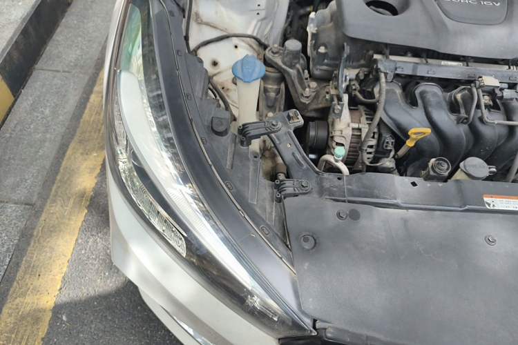 Used Kia K3 2016 1.6L Automatic GLS Engine Bay Right