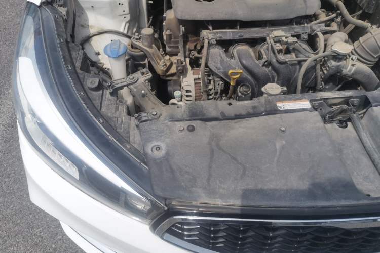 Used Kia K3 2016 1.6L Automatic with Sunroof Engine Bay Right