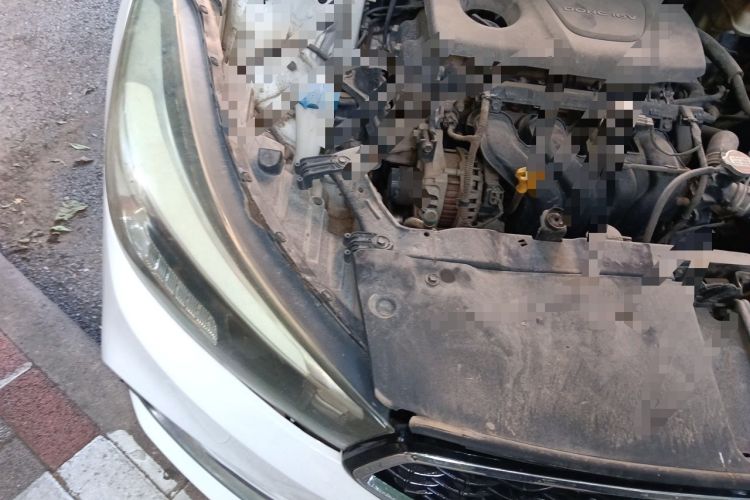 Used Kia K3 2016 1.6L Manual GL Engine Bay Right