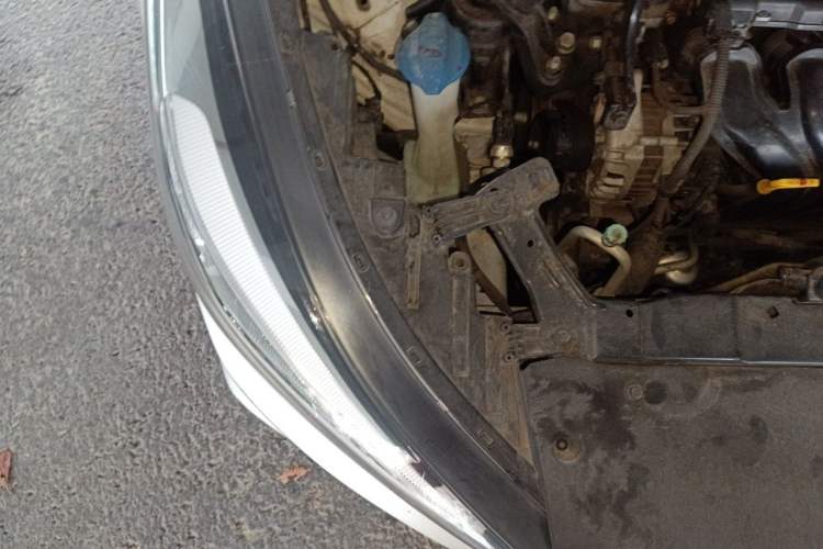 Used Kia K3 2016 1.6L Automatic GLS Engine Bay Right