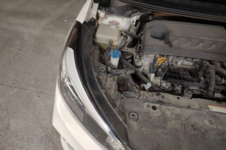 Used Kia K3 2016 1.4T Automatic GLS Engine Bay Right